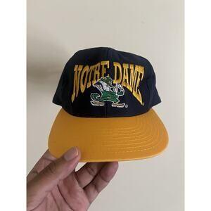 Vintage 90s University Of Notre Dame Fighting Irish SnapBack Hat
